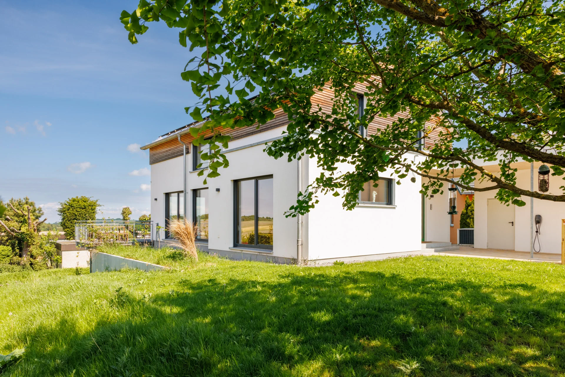 01-bittermann-weiss-holzhaus-m-kundenhaus-fotograf-andreas-martin-stuttgart-20260508.webp